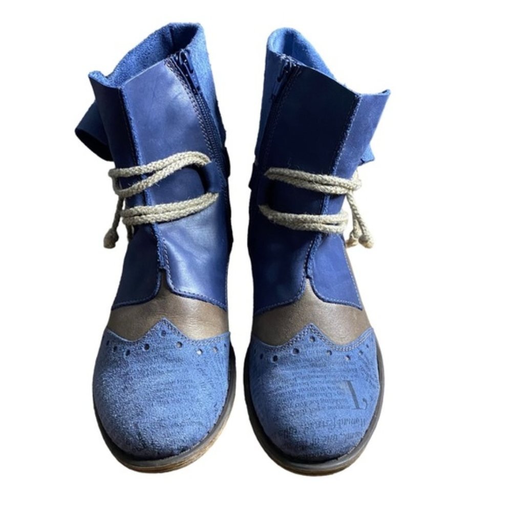 Portofino Women's Blue Suede Graphic Print Design Ankle Boots